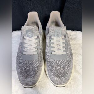 Peter Millar Hyperlight Knit Sneakers – Men’s Size 8.5 (EU 41.5) – Light Gray